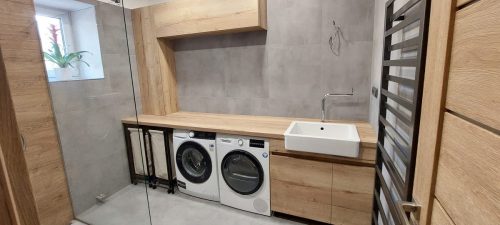 Koupelna, lamino dřevo-dekor